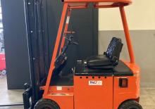 Carrelli elevatori frontali elettrici Lugli E 15