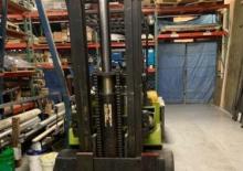Carrelli elevatori frontali elettrici Clark EC 500 100