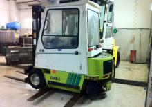 Carrelli elevatori frontali elettrici Clark EM 25 S