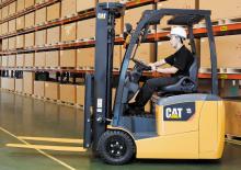 Carrelli elevatori frontali elettrici Caterpillar EP 20