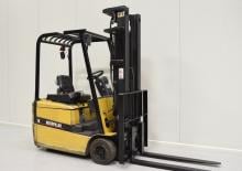 Carrelli elevatori frontali elettrici Caterpillar EP KT 16