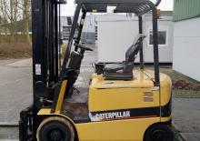 Carrelli elevatori frontali elettrici Caterpillar EP20K