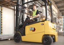 Carrelli elevatori frontali elettrici Caterpillar EP35AN