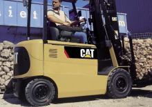 Carrelli elevatori frontali elettrici Caterpillar EP35K PAC