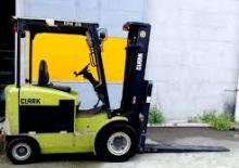 Carrelli elevatori frontali elettrici Clark EPG 20
