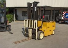 Carrelli elevatori frontali elettrici Yale ERC 40 AKE