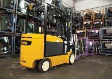 Carrelli elevatori frontali elettrici Yale ERC100SVH