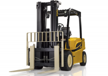 Carrelli elevatori frontali elettrici Yale ERP110VM