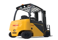 Carrelli elevatori frontali elettrici TCM FB20-E2L