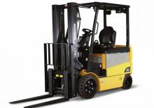 Carrelli elevatori frontali elettrici Komatsu FB20SHGU-6