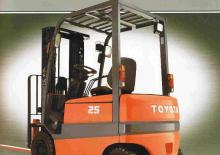 Carrelli elevatori frontali elettrici Toyota FBMF 25