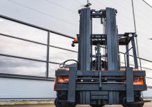 Carrelli elevatori frontali elettrici Hubtex FluX 30