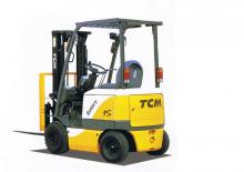 Carrelli elevatori frontali elettrici TCM FR 15-7 H