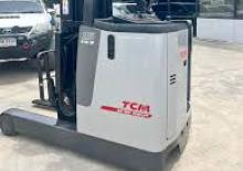 Carrelli elevatori frontali elettrici TCM FR 25-7 H