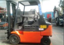 Carrelli elevatori frontali elettrici Lugli Galileo 25