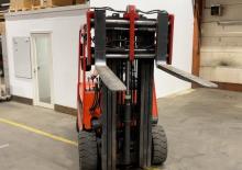 Carrelli elevatori frontali elettrici Nissan GQ 02 L 25 CU