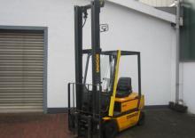 Carrelli elevatori frontali elettrici Steinbock KE 16-50