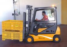 Carrelli elevatori frontali elettrici Montini MR 2.0 GA CSM