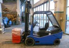 Carrelli elevatori frontali elettrici CTC PL 430