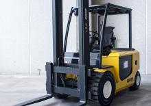 Carrelli elevatori frontali elettrici Carer R 70 H²