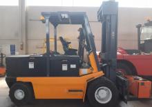 Carrelli elevatori frontali elettrici Carer R 85