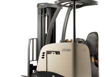 Carrelli elevatori frontali elettrici Crown RC 5735-35
