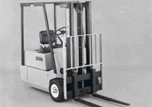 Carrelli elevatori frontali elettrici Clark TM 15