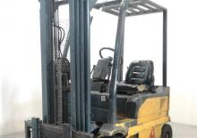 Carrelli elevatori frontali elettrici OM XE 15 H