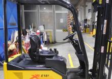 Carrelli elevatori frontali elettrici OM XE 18/3