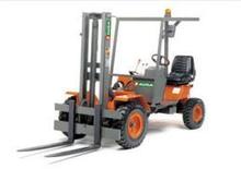 Carrelli elevatori fuoristrada Ausa C 22
