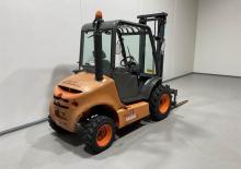 Carrelli elevatori fuoristrada Ausa CV 25