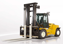Carrelli elevatori fuoristrada Yale GDP190DF