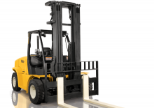 Carrelli elevatori fuoristrada Yale GP190VX