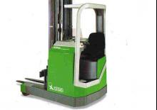 Carrelli elevatori retrattili elettrici Cesab Alto 160