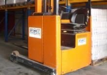 Carrelli elevatori retrattili elettrici Still-Wagner EFSM 125 TR