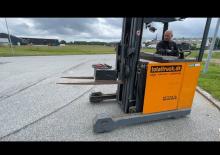 Carrelli elevatori retrattili elettrici Still-Wagner EFSM 320 Tr