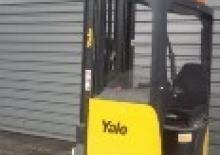 Carrelli elevatori retrattili elettrici Yale MR 18