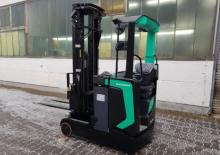 Carrelli elevatori retrattili elettrici Mitsubishi RB 16