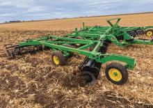 Coltivatori con vomeri ad alette John Deere 2630