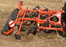Coltivatori con vomeri ad alette Kuhn Cultimer L 400R NSM