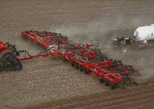 Coltivatori con vomeri ad alette Case IH Nutri-Tiller 955 24-ROW