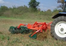 Coltivatori con vomeri ad alette Vogel & Noot TerraMix 400 Front