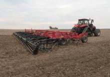 Coltivatori con vomeri ad alette Case IH TIGER-MATE 255 Single Fold 25.6