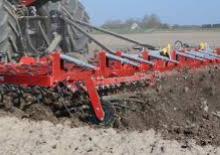 Coltivatori con vomeri ad alette Kongskilde VM 3055-SS