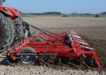 Coltivatori con vomeri ad alette Kongskilde VM 3075 - SS