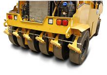 Compattatori stradali statici gommati Caterpillar CW16
