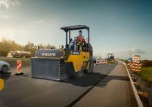 Compattatori stradali statici gommati Volvo PT125C 