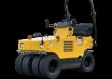 Compattatori stradali statici gommati Sakai TS160-4