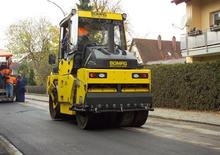 Compattatori stradali vibranti combinati Bomag BW 154 ACP-4