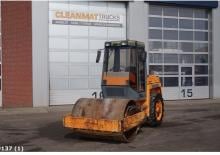 Compattatori stradali vibranti monotamburo Bomag BW 142 D-2
